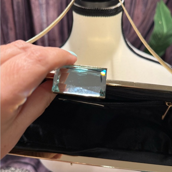 Aldo Gold  Clutch with Chain Strap - Picture 5 of 6